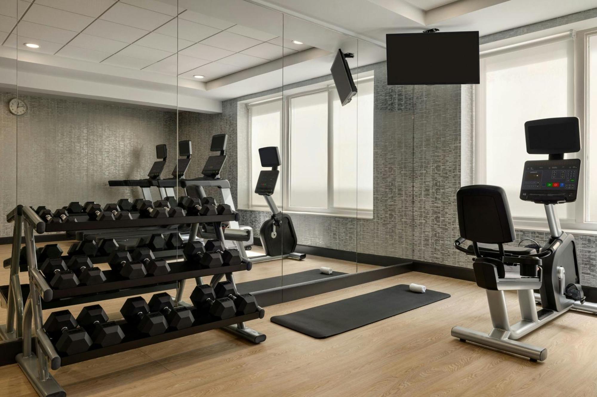 Courtyard By Marriott Union Square Hotel